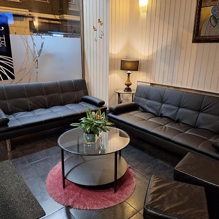 Hostal Pachin Mieres  Esterno foto